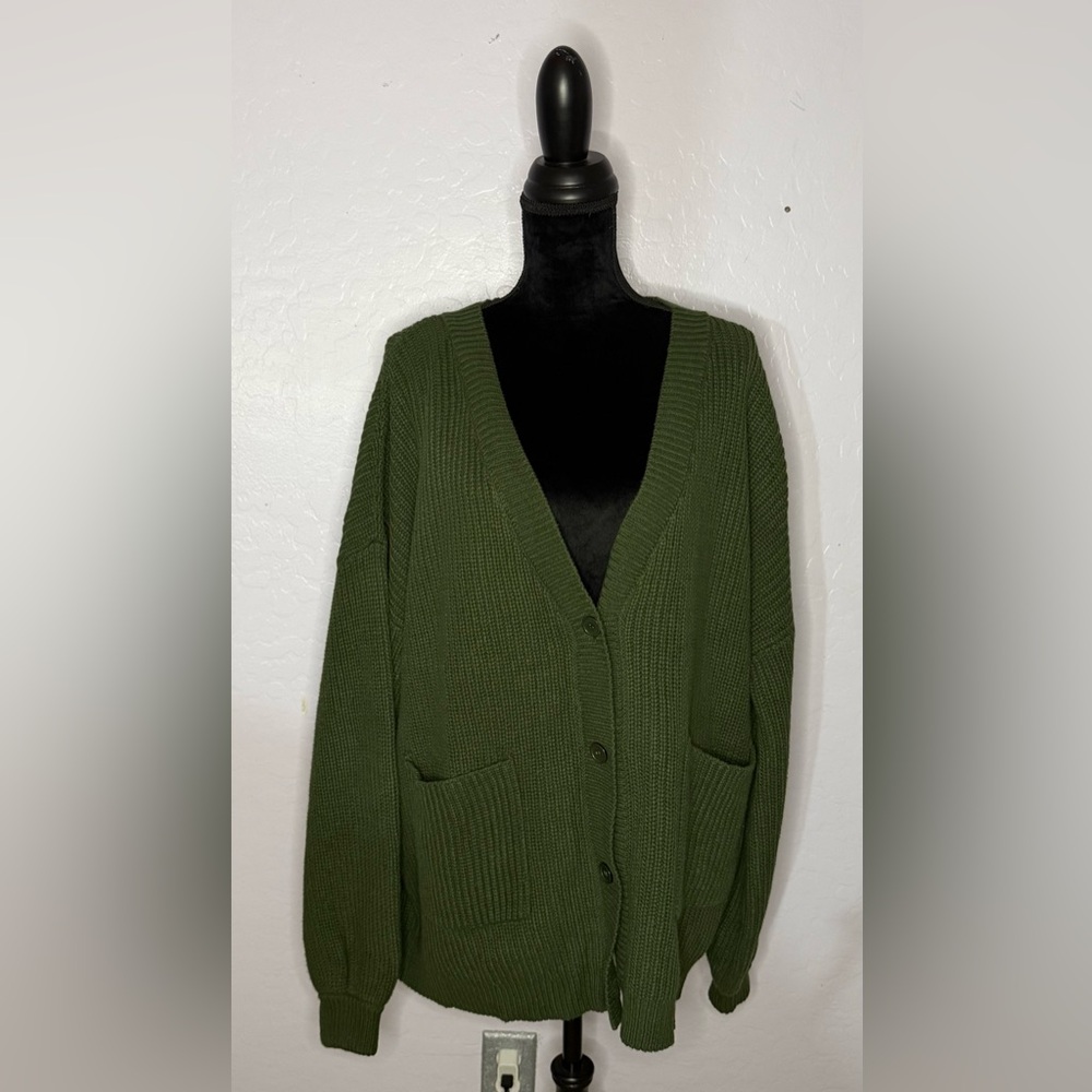 Fashion Nova V-Neck Green and Yellow Cardigan Sweaters